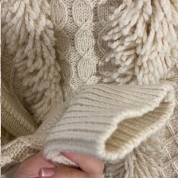 Tory Burch Fringe Pom Pom Crewneck Sweater Size XS Cream - Picture 10 of 14